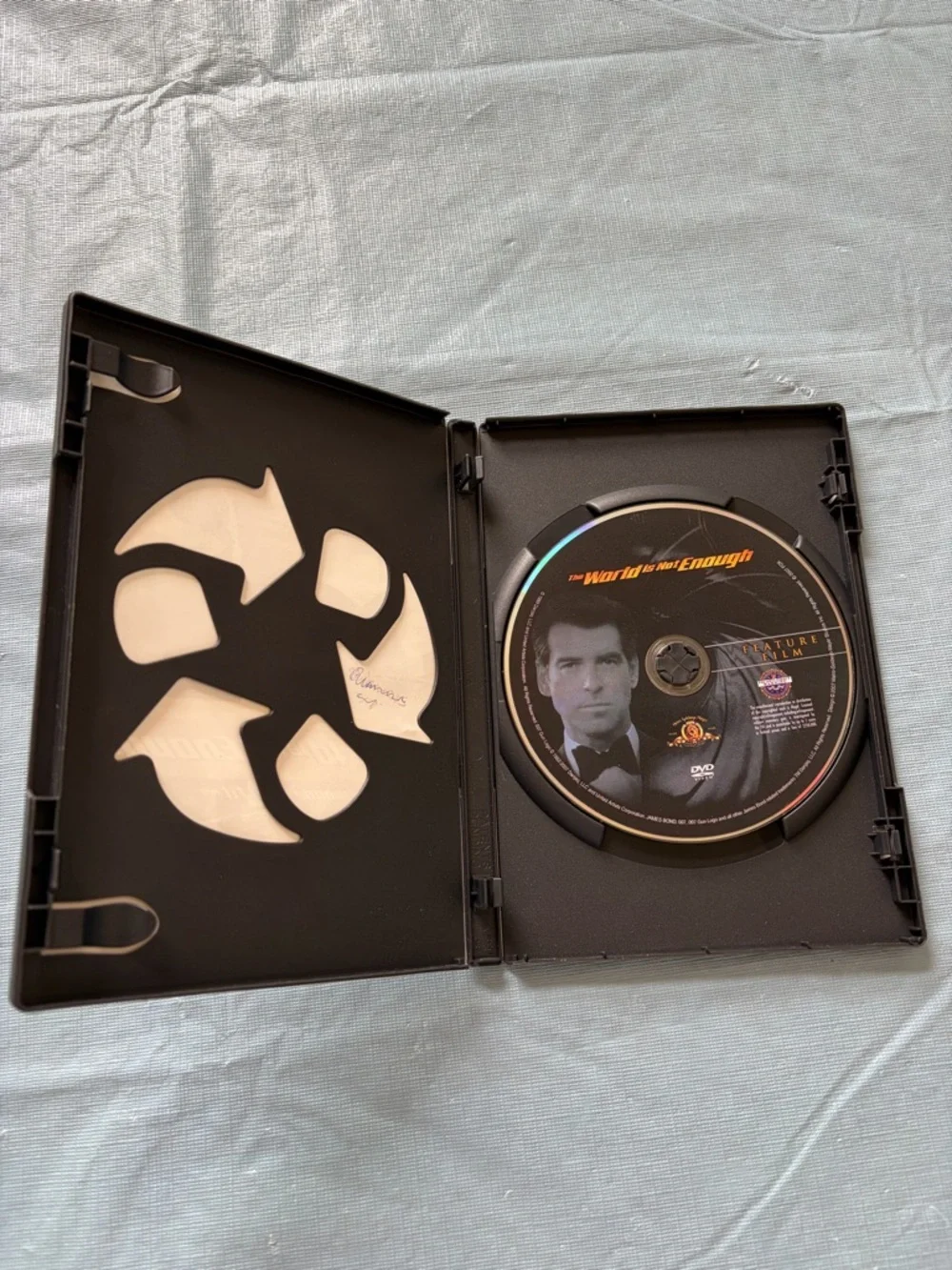 The World Is Not Enough DVD - Black, White, Gold Cover - Picture 3 of 3